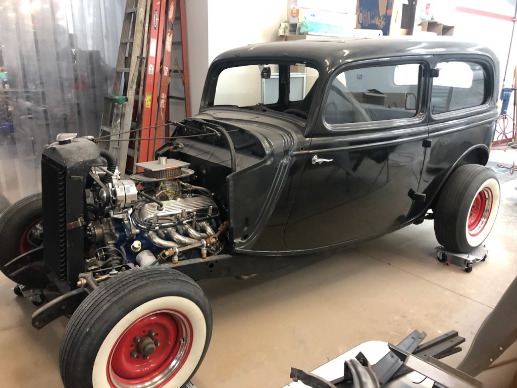 1934 Ford Tudor Sedan restoration
Edie